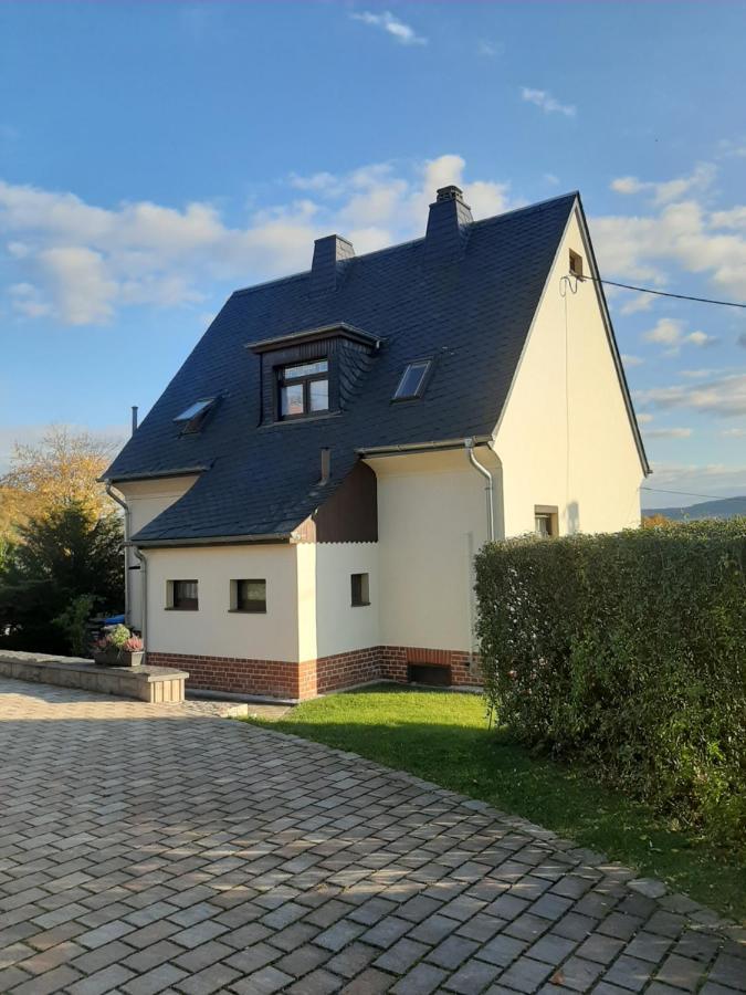 Haus Mit Ausblick 3 Schlafzimmer Wilkau-Hasslau エクステリア 写真