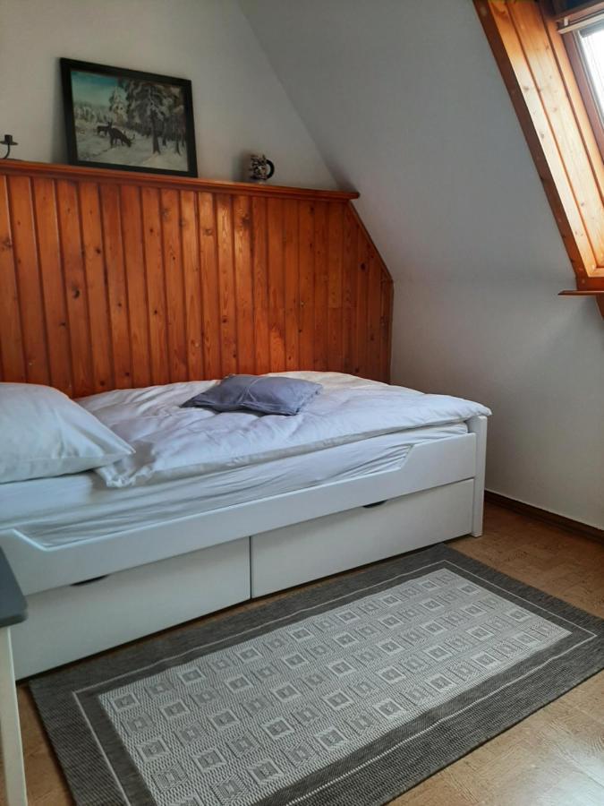 Haus Mit Ausblick 3 Schlafzimmer Wilkau-Hasslau エクステリア 写真